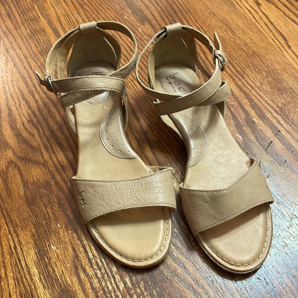 boc nude flat size 9
